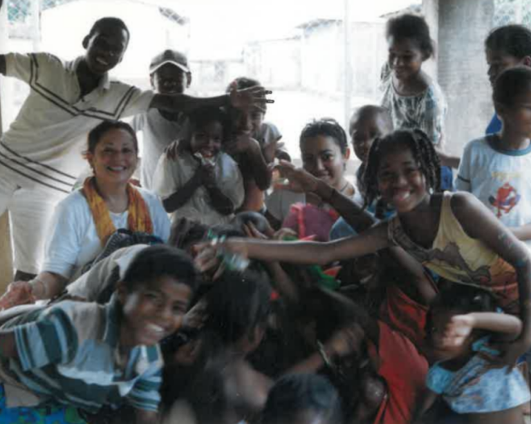 Encuentros por la paz con niños y adolescentes 1